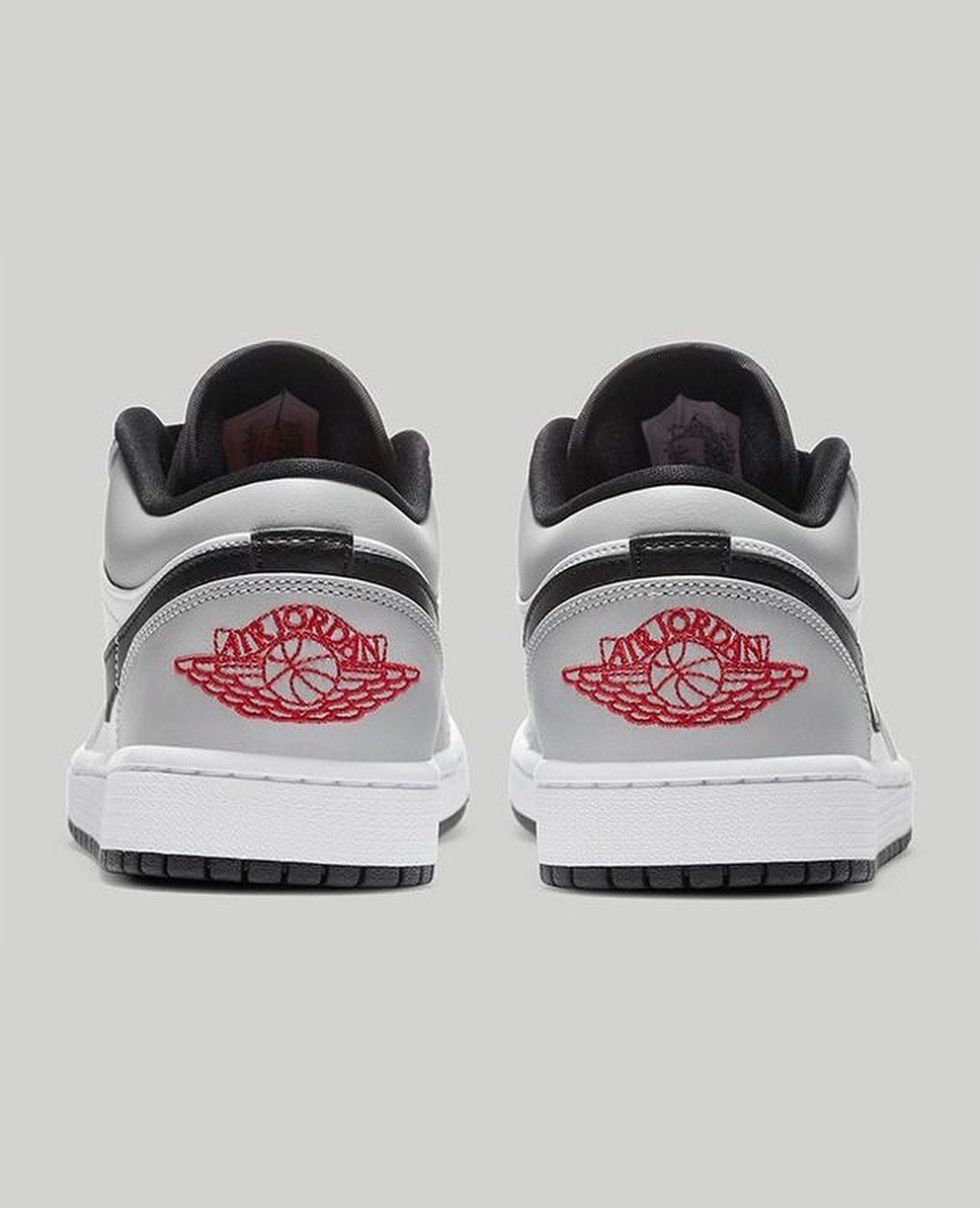 NIKE AIR JORDAN