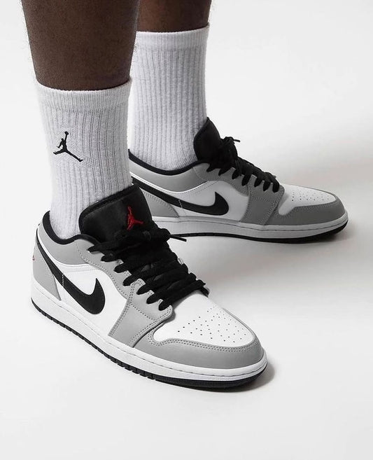 NIKE AIR JORDAN