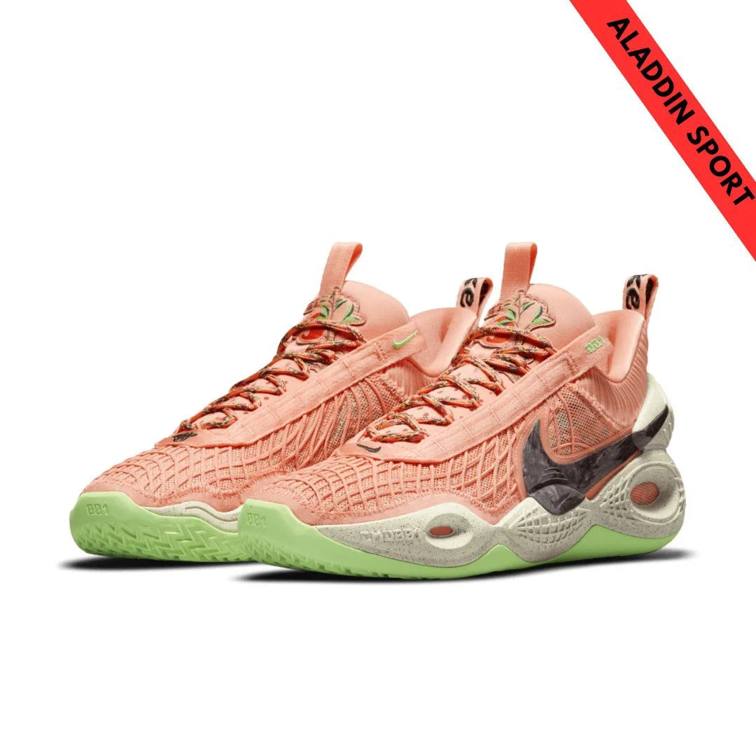 NIKE COSMIC UNITY